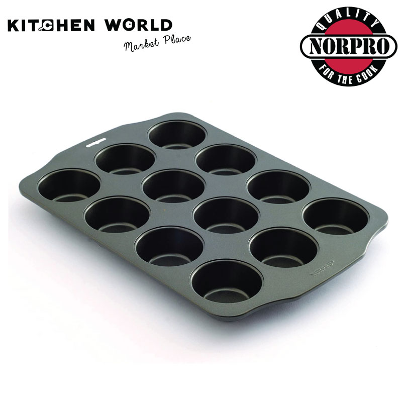 Norpro Non-Stick 9 Square Cake Pan 3926